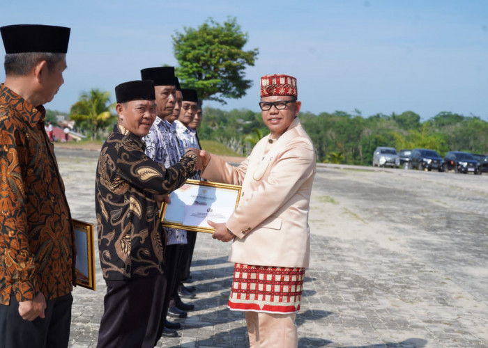 Jadi Pimpinan Upacara Hardiknas, Ini yang Disampaikan oleh Pj Bupati Mesuji