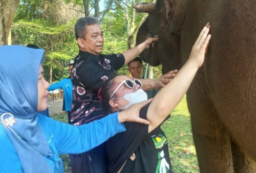 Manilik Kebahagiaan Penyandang Disabilitas Melihat Satwa Dengan 'Mata' Mereka