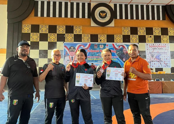 Unjuk Gigi, Tim Gulat Lampung Boyong 3 Medali di Kejurnas Padang Open 2024