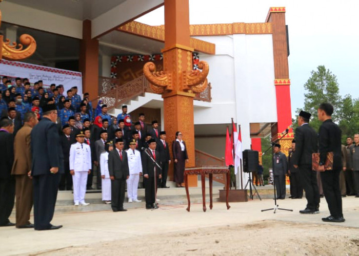 Puluhan Pejabat Pemkab Lampung Barat Dilantik, Dua Nama Ini Jadi Kepala OPD 