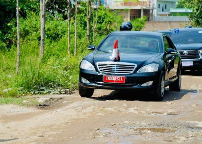 Jokowi Offroad di Jalan Rusak Pakai Mobil Indonesia I, Lampung Viral Lagi