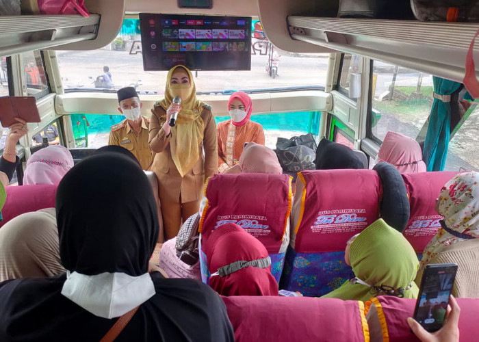 Lepas Jemaah Majelis Taklim, Ini Pesan Bupati Tanggamus 