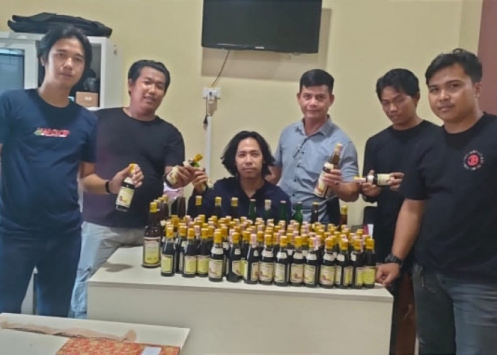 Polres Pringsewu Bergerak, Ratusan Botol Miras Disita 