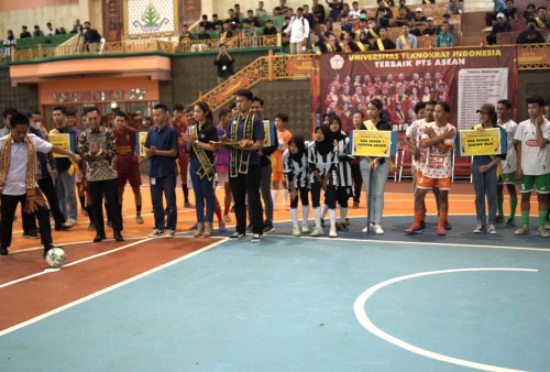 Ratusan Pelajar SMA se-Lampung dan Sumatera Partisipasi Porseni UTI 2022 