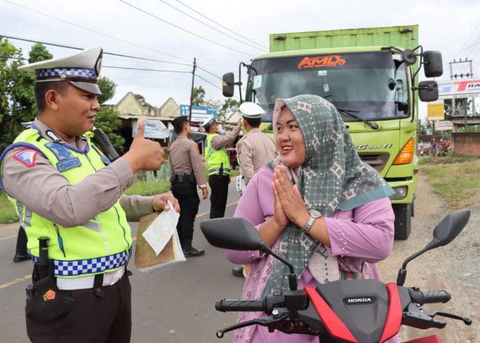 Tekan Kejahatan C3 dan Lakalantas, Polres Tanggamus Gelar Razia di Jalinbar 