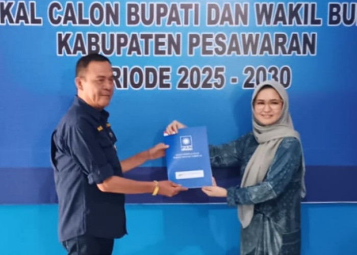 Nanda Indira Dapat Surat Tugas Sebagai Bakal Calon Bupati untuk Pilkada Pesawaran 2024 Dari DPP PAN 