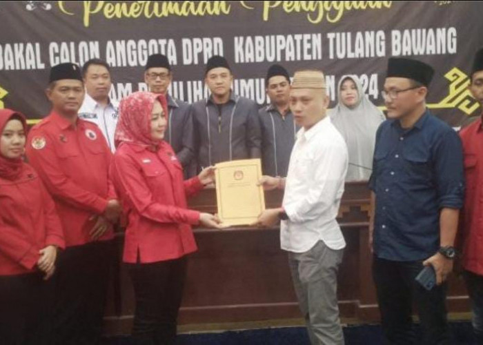 Target Menang Setiap Dapil, PDIP Tulang Bawang Daftarkan 40 Caleg