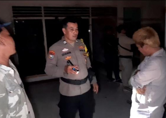 Polisi Geledah Rumah Kosong di Tanjung Senang, Diduga Sering Jadi Tempat Berkumpul Orang Tak Dikenal