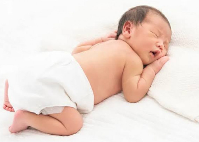 Tummy Time Baik Untuk Bayi, Ini Manfaat Hingga Cara Melakukannya