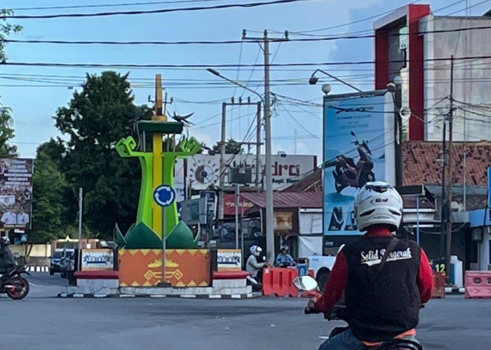 Pemkot Metro Akan Rehabilitasi Pembangunan Tugu Pena di Kota Metro