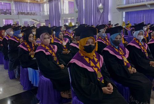 Hari Kedua Wisuda Keempat Tahap1 Unversitas Aisyah Pringsewu Diikuti 176 Mahasiswa 