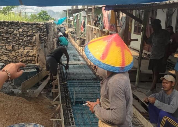 Eva Dwiana Pantau Proses Pembangunan Jalan di Kampung Nelayan Bandar Lampung, Apa Hasilnya?