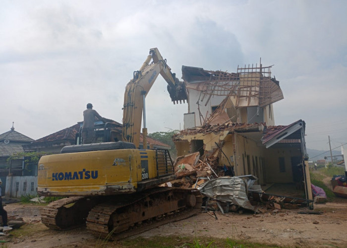 Pemprov Lampung Mulai Ratakan Bangunan di Lahan Sabah Balau dan Sukarame Baru 