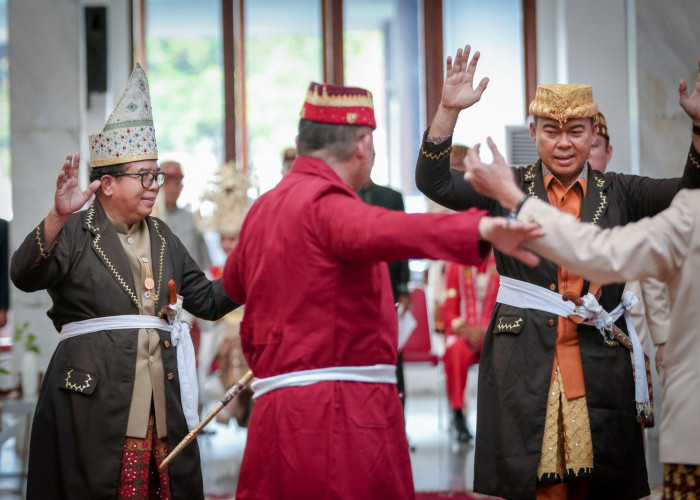 Pj. Gubernur Samsudin Ajak Jaga Budaya dan Adat Istiadat Lampung