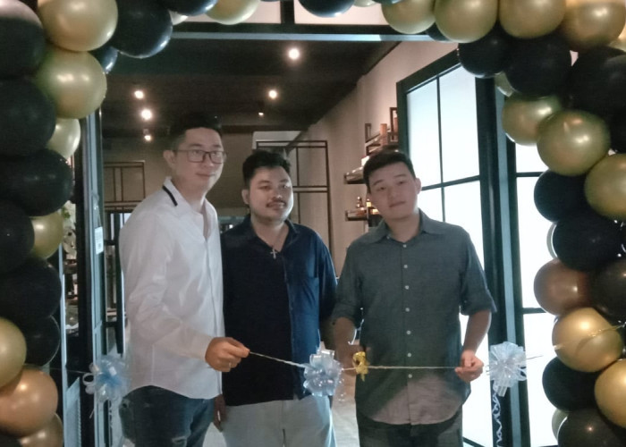 Adelfoss Bar n Lounge Resmi Membuka Gerainya di Bandar Lampung