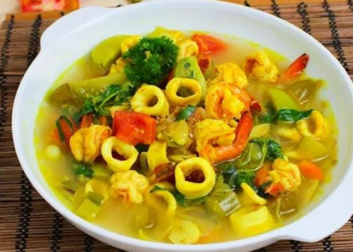 Catat! Ini Resep Asem-Asem Udang dan Cumi-Cumi Simple Ala Chef Rudy Choirudin