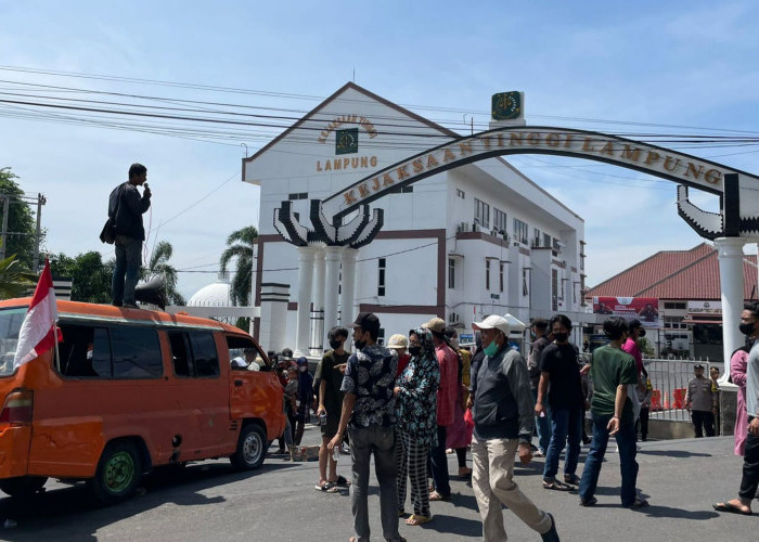 Minta Kejati Lampung Usut Tuntas Kasus Mafia Tanah