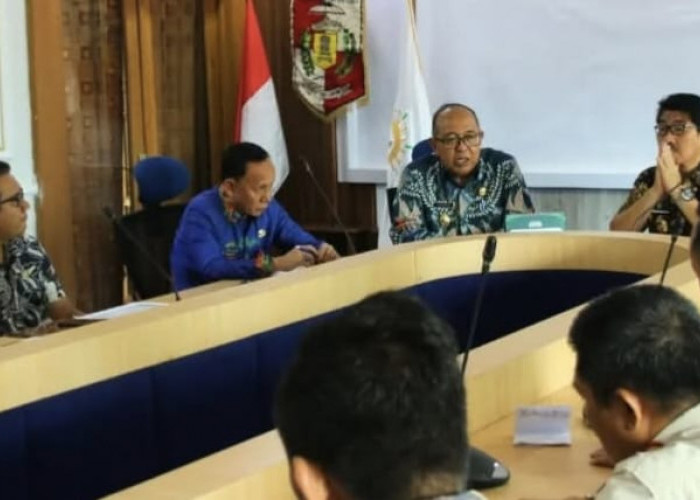Pimpin Rapat Safari Ramadan Gubernur, Ini Yang Disampaikan Bupati Hamartoni 