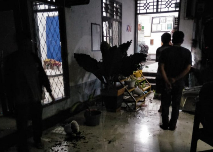 Lakukan Perusakan Stasiun dan Aniaya Polisi, Sekelompok Warga Diduga Bantu Bandar Sabu Lolos dari TKP