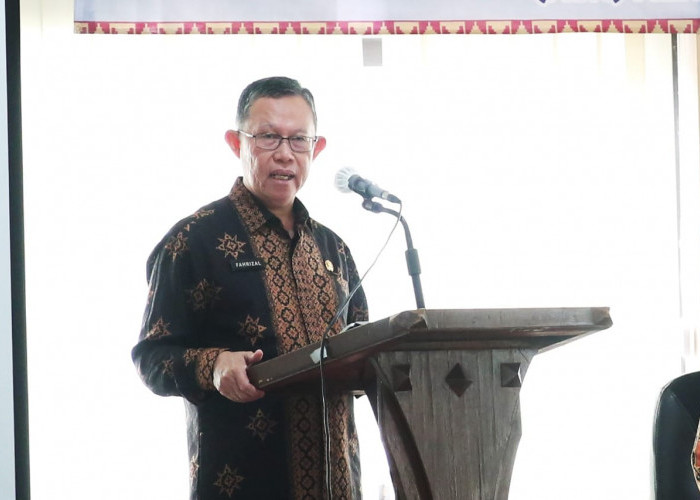 Bimtek ASN Disnaker, Gubernur Ingatkan Fungsi Disnaker Melindungi Para Tenaga Kerja Agar Hak-Haknya Terpenuhi