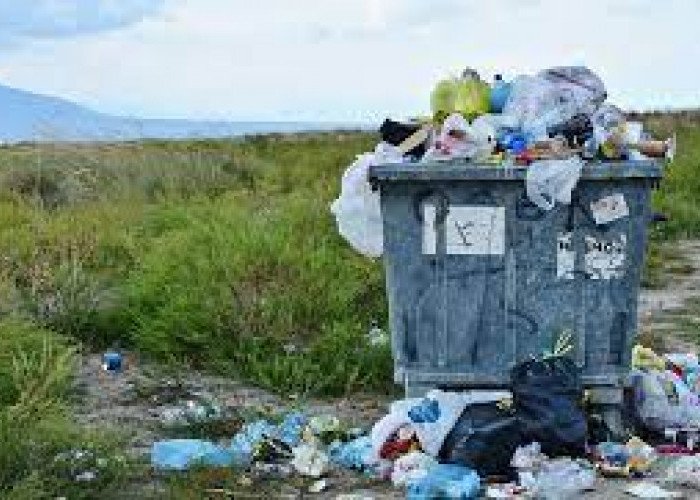 DLH Akan Data Masyarakat yang Belum Bayar Retribusi Sampah