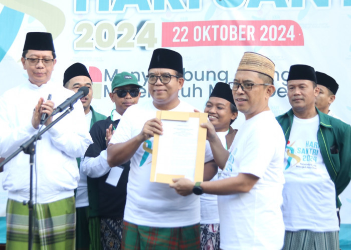 Serahkan Perda Ponpes, Pj. Gubernur Samsudin: Ayo Segera Susun Konsep Pergub