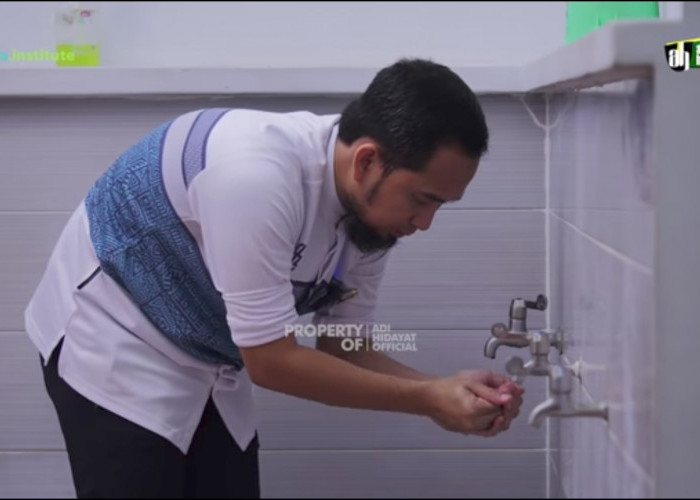 Doa Sebelum dan Sesudah Wudhu Lengkap Dengan Bacaan Latin, Arti dan Tatacaranya Menurut Ustadz Adi Hidayat