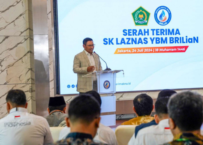 Kemenag RI Menyerahkan SK Izin Operasional Sebagai LAZ Skala Nasional Kepada YBM BRILiaN