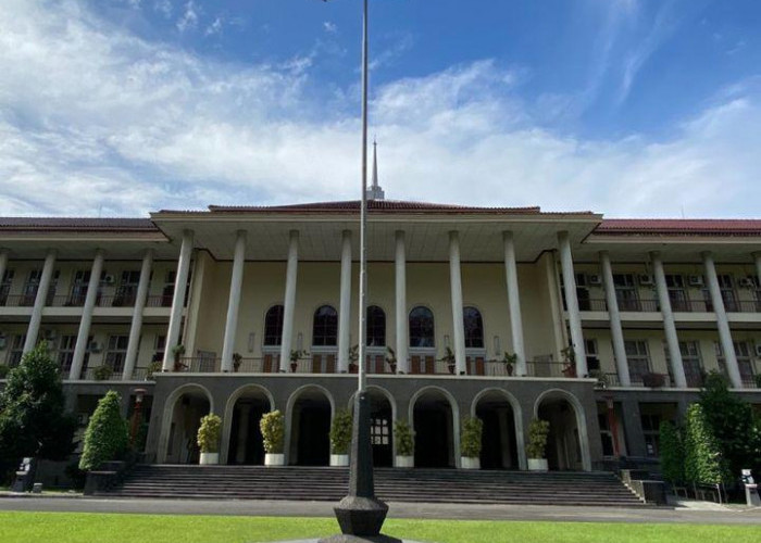 10 Perguruan Tinggi Tertua di Indonesia, Salah Satunya di Sumatera