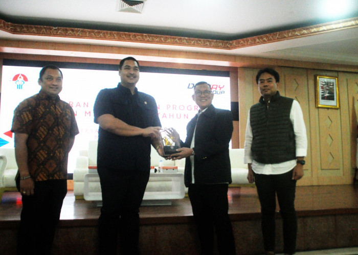 Hadiri Forum Pimred, Menpora Dito Minta Disway Group Bantu Dukung Program Olahraga dan Kepemudaan