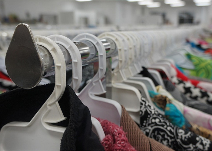 5 Spot Thrifting di Bandar Lampung, Berburu Fashion Klasik dan Kekinian