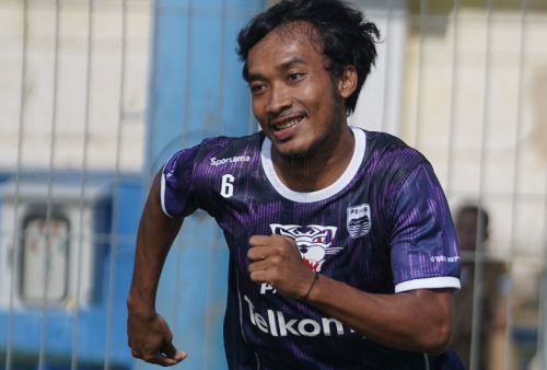 Robi Darwis Tersanjung Kala Disebut Bobotoh Mirip Hariono