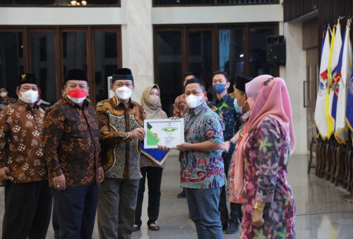 Bank Lampung Dianugerahi Penghargaan UPZ Terbaik I dari Baznas 
