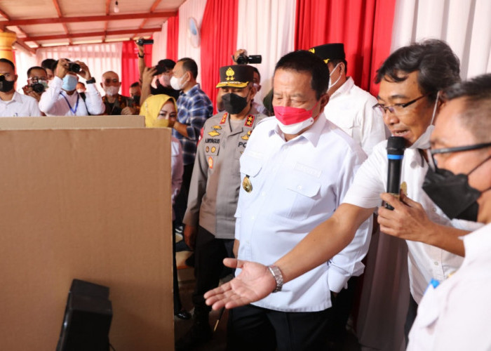 Gubernur Lampung Arinal Djunaidi Pantau Pilkakam Serentak di Lamteng