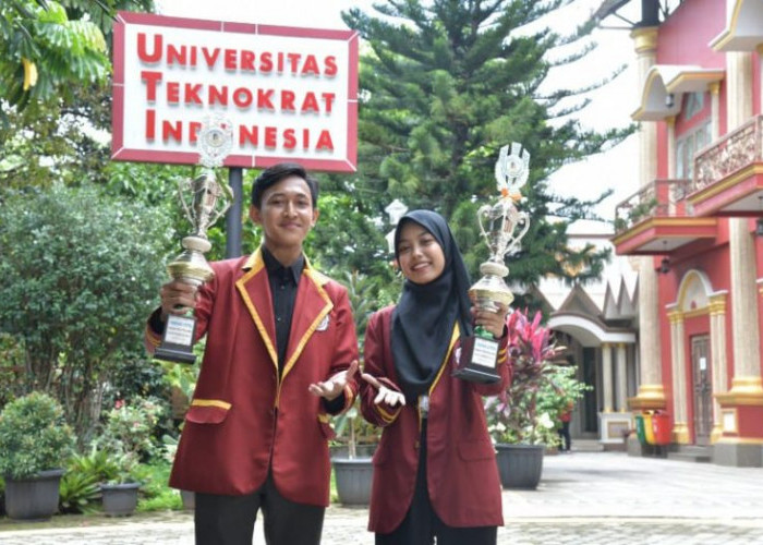 Dua Mahasiswa Teknokrat Juarai Lomba Newscasting Tingkat Nasional