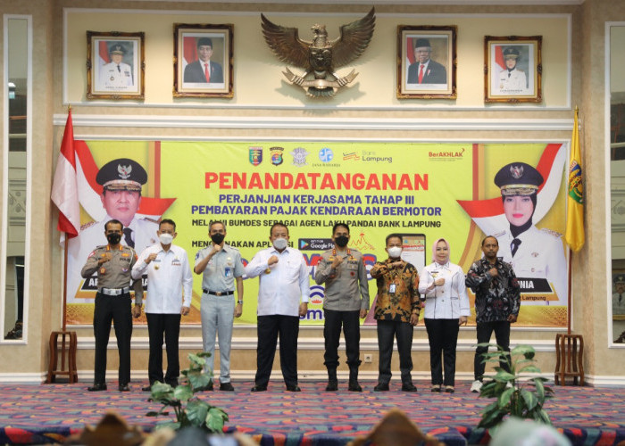 Berikan Kemudahan Bayar Pajak Kendaraan, Gubernur Arinal Teken MoU dengan BUMDes