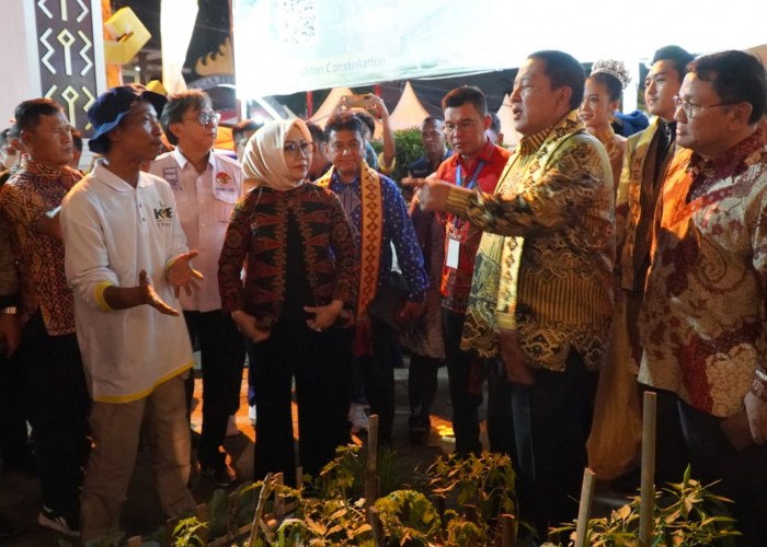 Arinal Djunaidi Apresiasi Inovasi Mesin Pencacah dan Penepung Kabupaten Tubaba