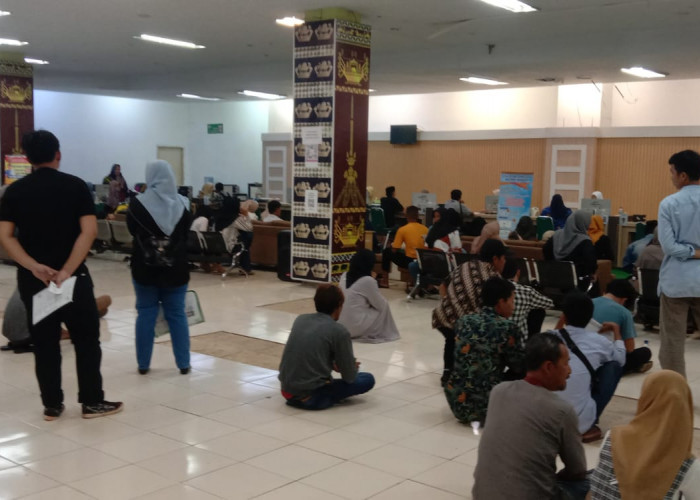 Paska Libur Panjang, Pembuatan KTP Tembus 11 Ribu Pemohon