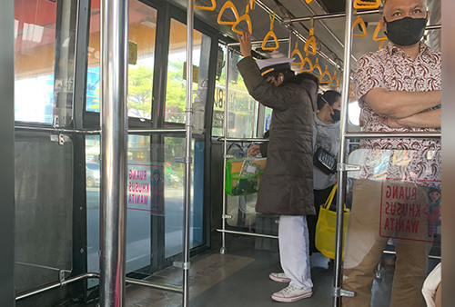Viral Mesum di Bus Transjakarta, Pria Ini Diamankan Polisi