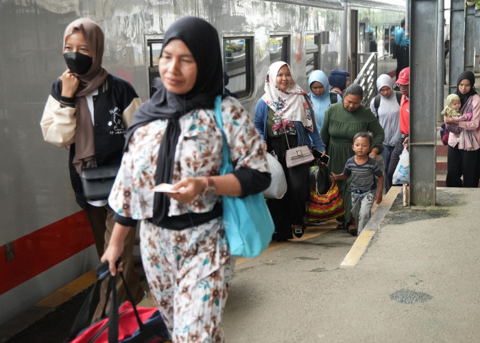 Dua Minggu Jelang Lebaran, Tiket Kereta Api Jenis Satu Ini Sudah Ludes Terjual