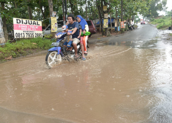 Genangan Air