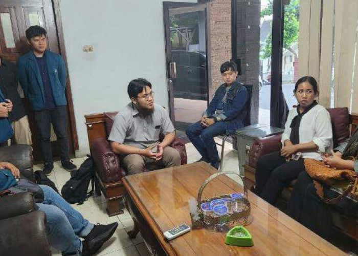 Berkolaborasi Implementasi Sistem ERP31