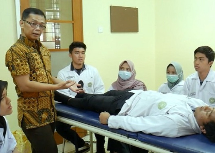 14 Kampus Negeri dengan Jurusan Kedokteran Terbaik, Adakah Kampusmu? 