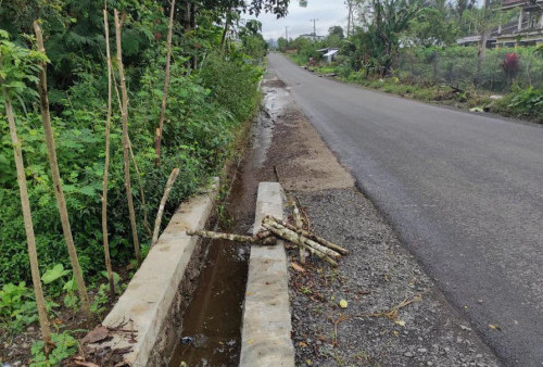 Jalan di Seranggas Mulus, Tapi Kalau Hujan Kok Banjir?