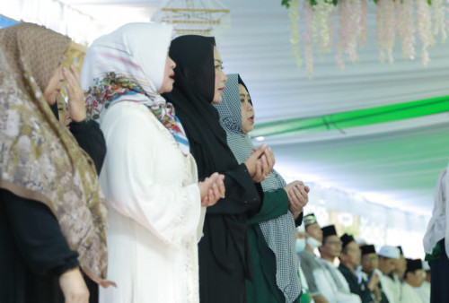 Ikuti Pengajian KH Taufiqurrahman, Winarti Ungkap KH Ahmad Muzakki Sangat Perhatian Terhadap Tulang Bawang