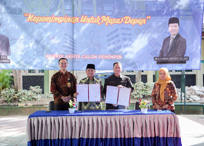 Universitas Teknokrat Indonesia dan SMAN 1 Bandar Lampung Jalin Kerja Sama Tingkatkan Kualitas Pendidikan