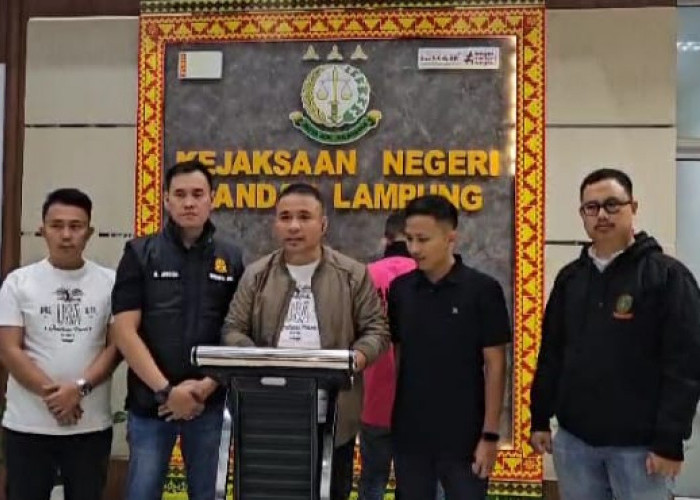 Tersangka Penyaluran Dana KUR Ditangkap di Karawang Jawa Barat