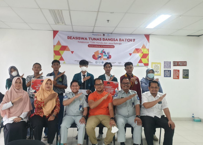 TDM dan Jasa Raharja Salurkan Beasiswa Tunas Bangsa