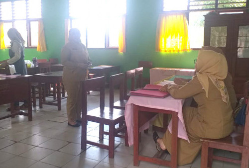 Daftarkan Anak Sekolah, Lupa Paket Habis, ‘Tetring’ Deh