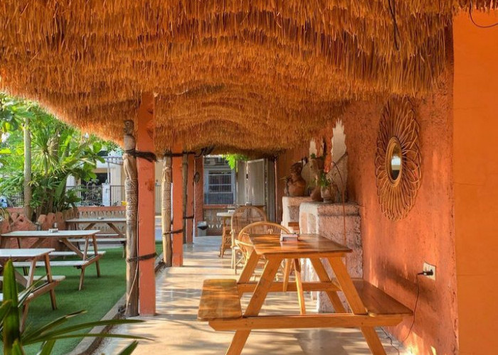 Rekomendasi Cafe Kekinian di Surabaya, Nomor 5 Serasa Liburan di Bali